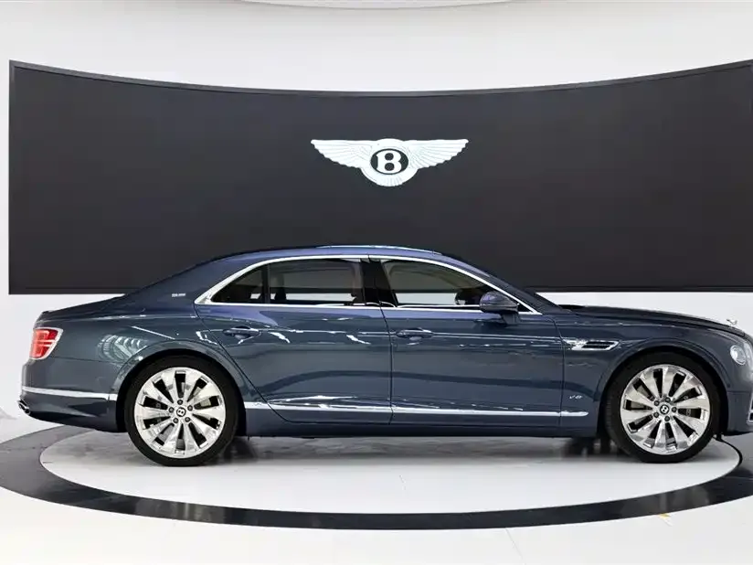 Bentley Flying Spur 2021 из CN, фото 2