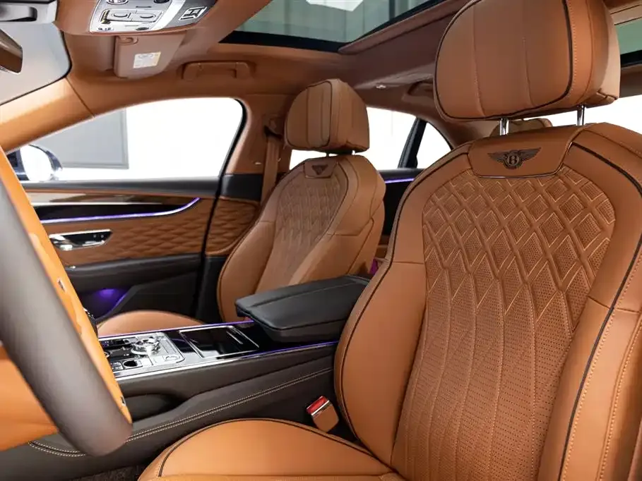 Bentley Flying Spur 2021 из CN, фото 8