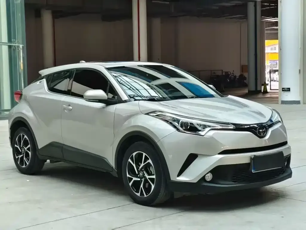 Toyota C-HR — фото 6