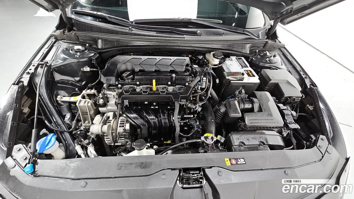 Hyundai AVANTE 2023 из KR, фото 8