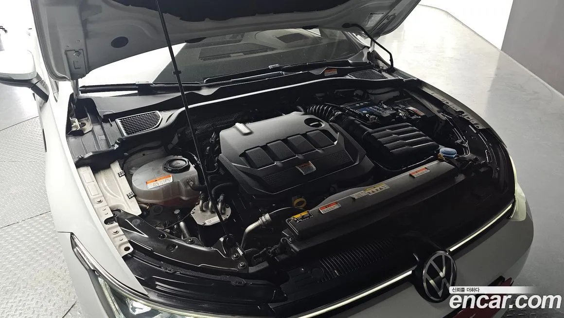 Volkswagen Golf 2022 из KR, фото 7