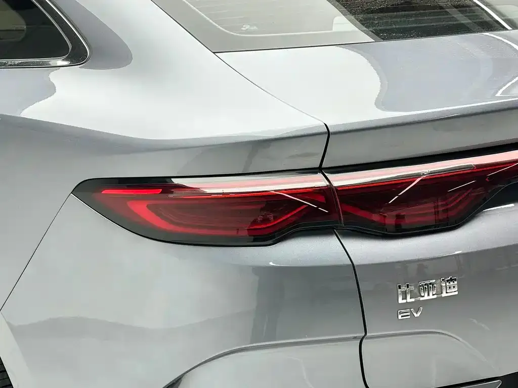 BYD Qin L — фото 4