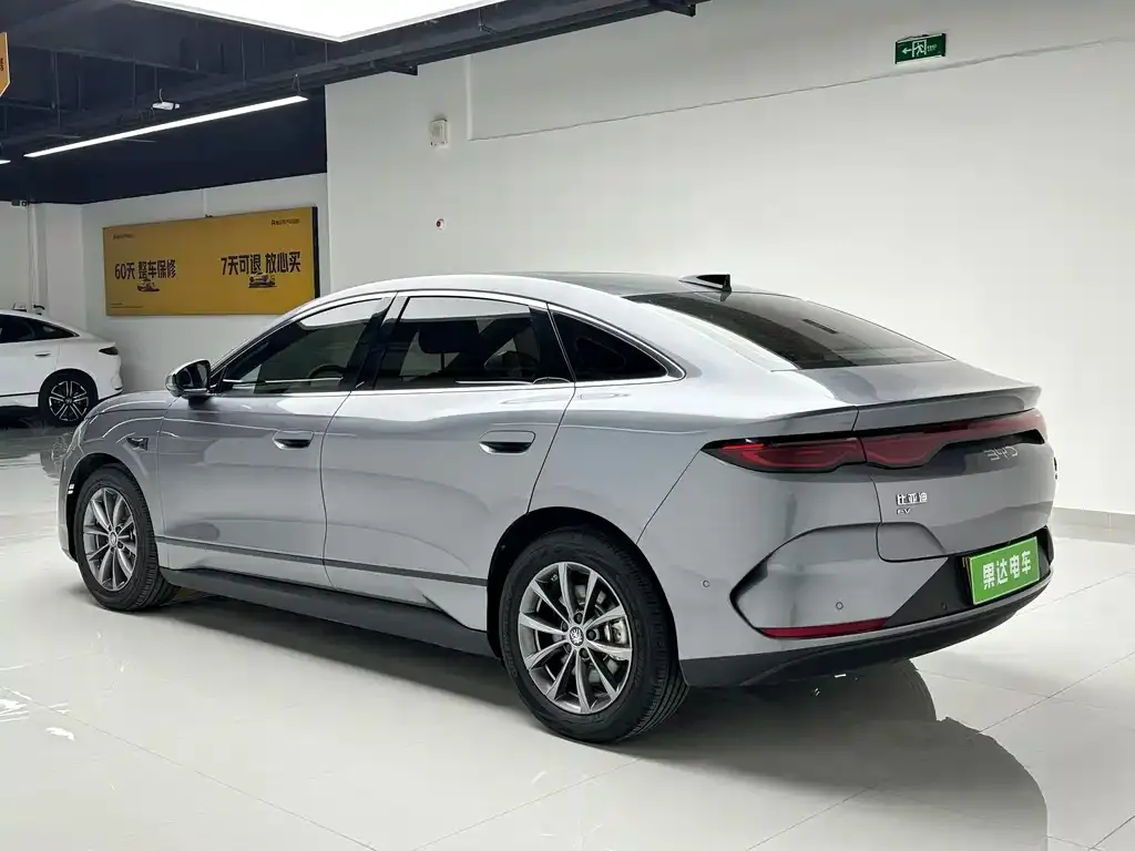 BYD Qin L — фото 6