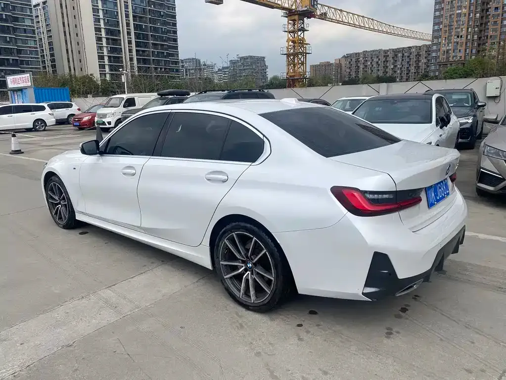 BMW 3 Series 2023 из CN, фото 8