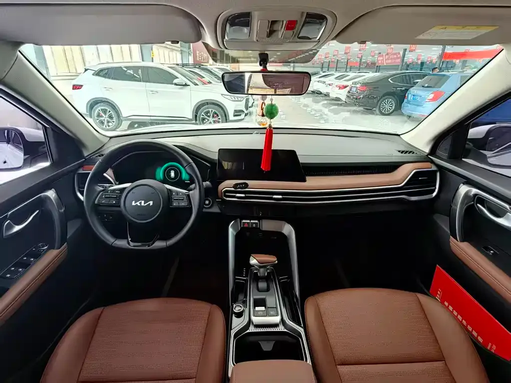 Kia Sportage — фото 7