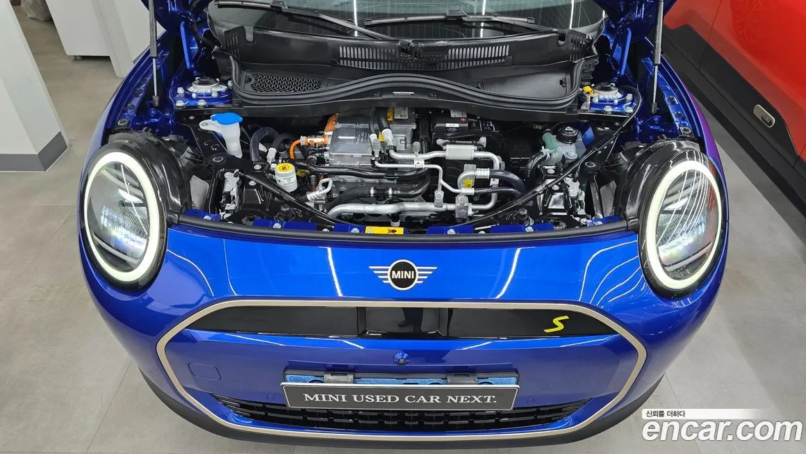 Mini Cooper 2024 из KR, фото 7