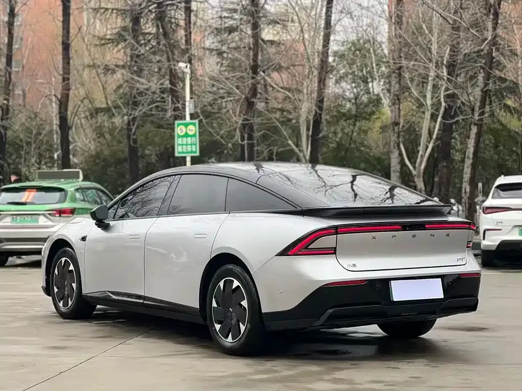 XPeng P7+ 2025 из CN, фото 9
