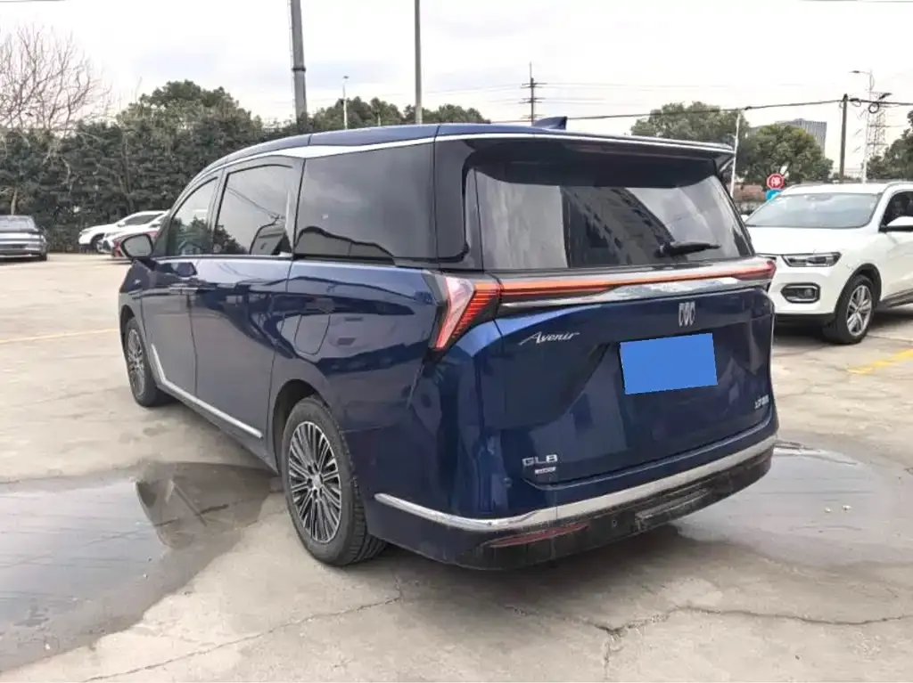 Buick GL8 Hybrid — фото 8