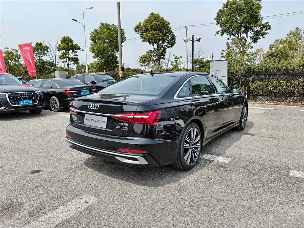 Audi A6L — фото 4