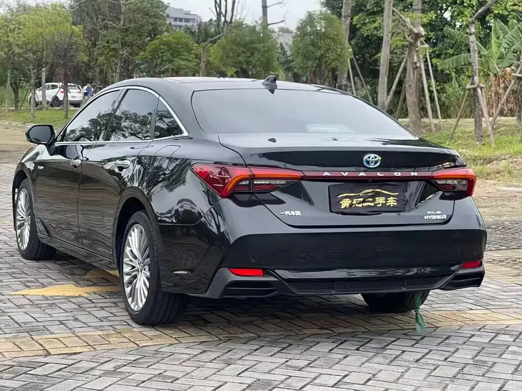 Toyota Avalon 2021 из CN, фото 5