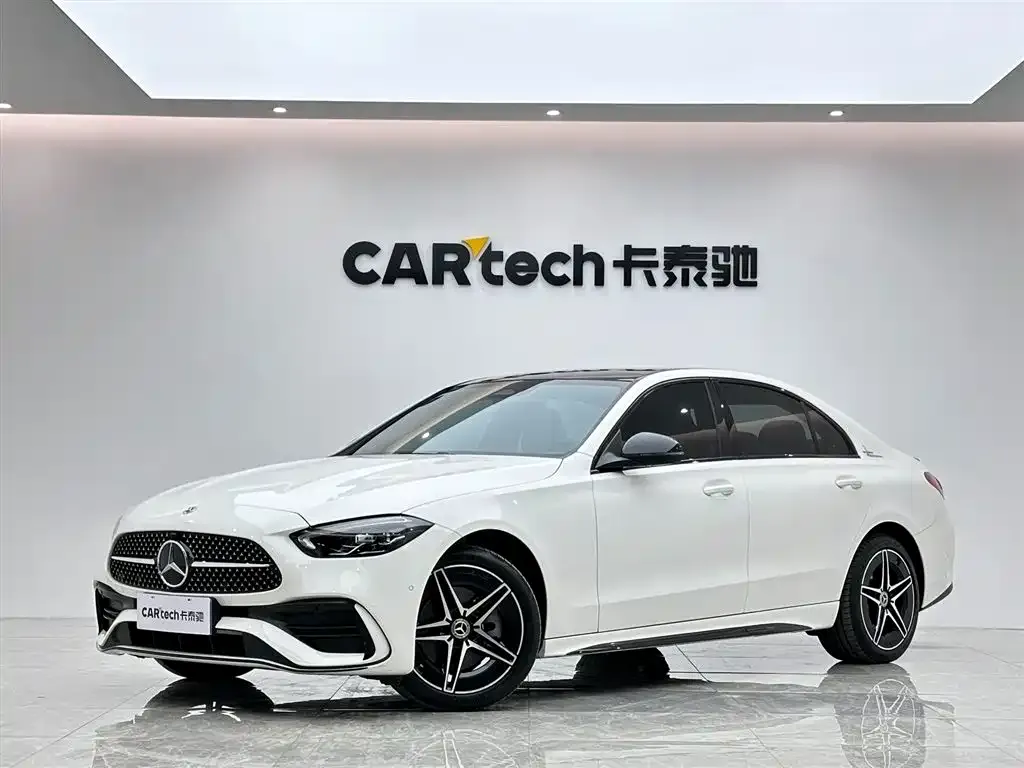 Mercedes-Benz C-Class — фото 1