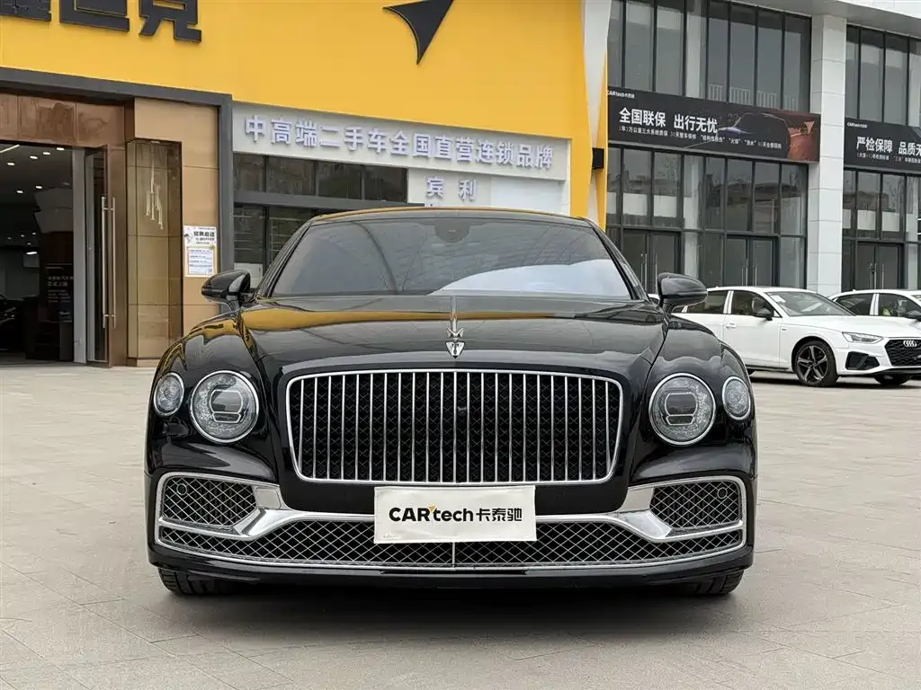 Bentley Flying Spur 2021 из CN, фото 4