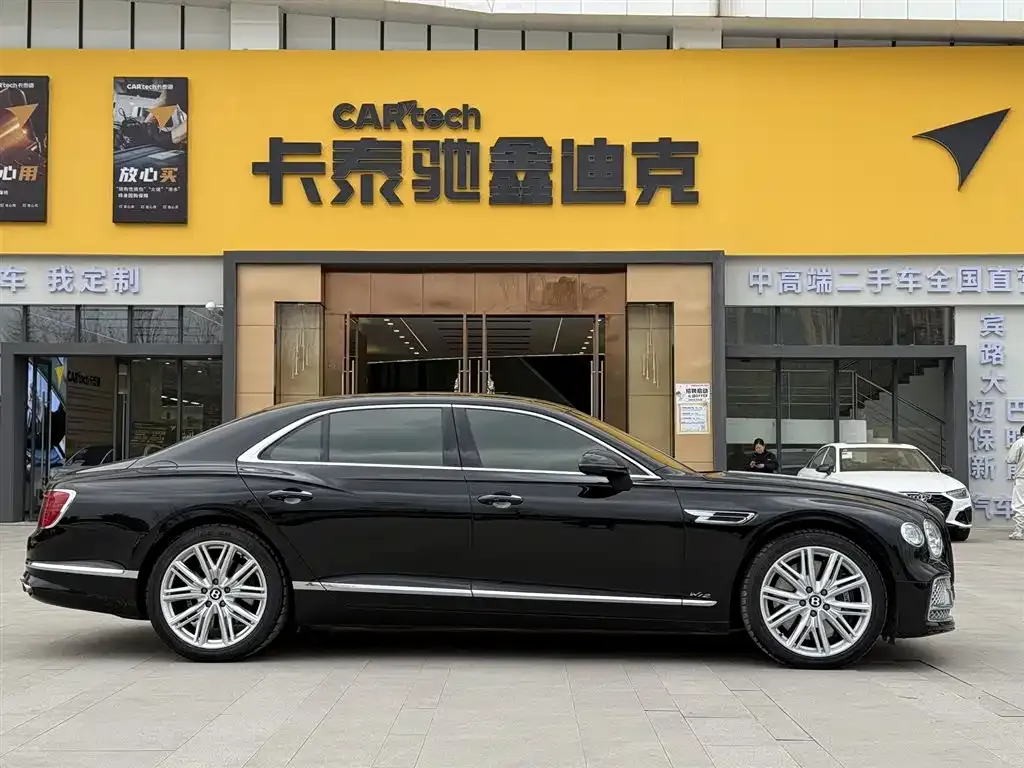 Bentley Flying Spur 2021 из CN, фото 2