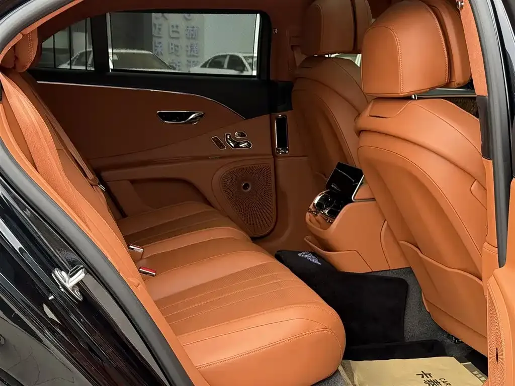 Bentley Flying Spur 2021 из CN, фото 5