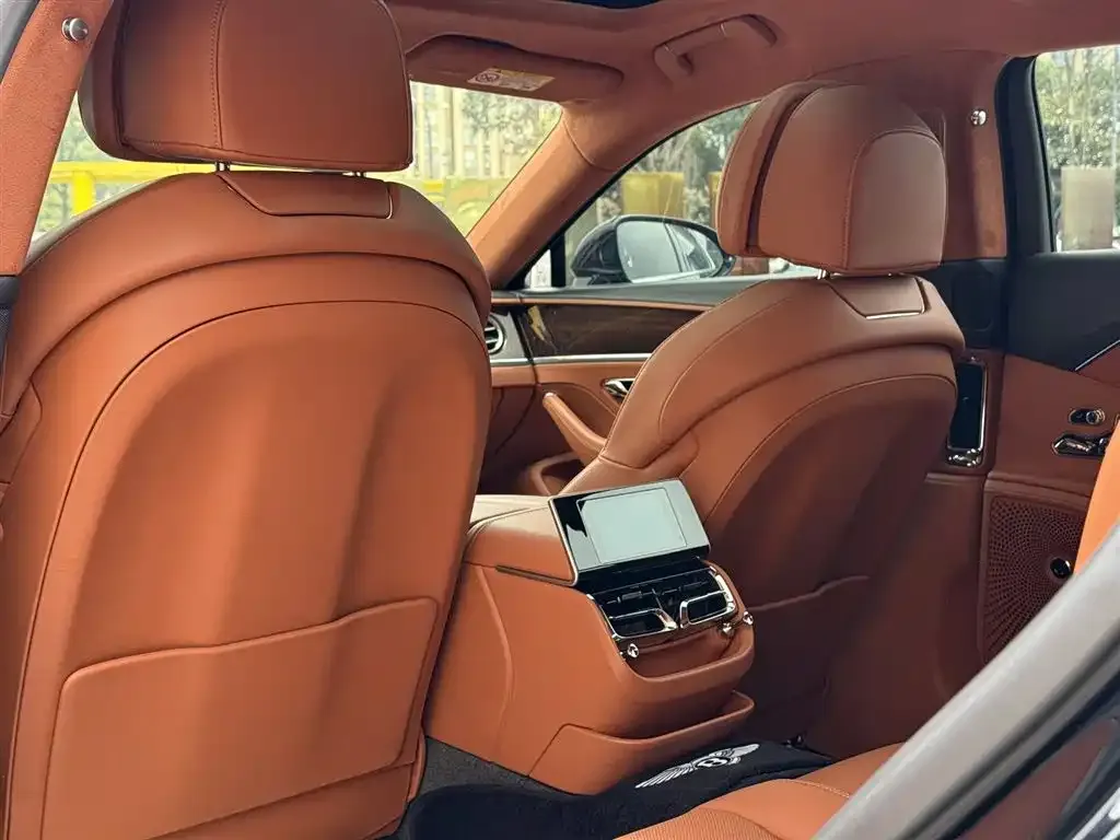 Bentley Flying Spur 2021 из CN, фото 7