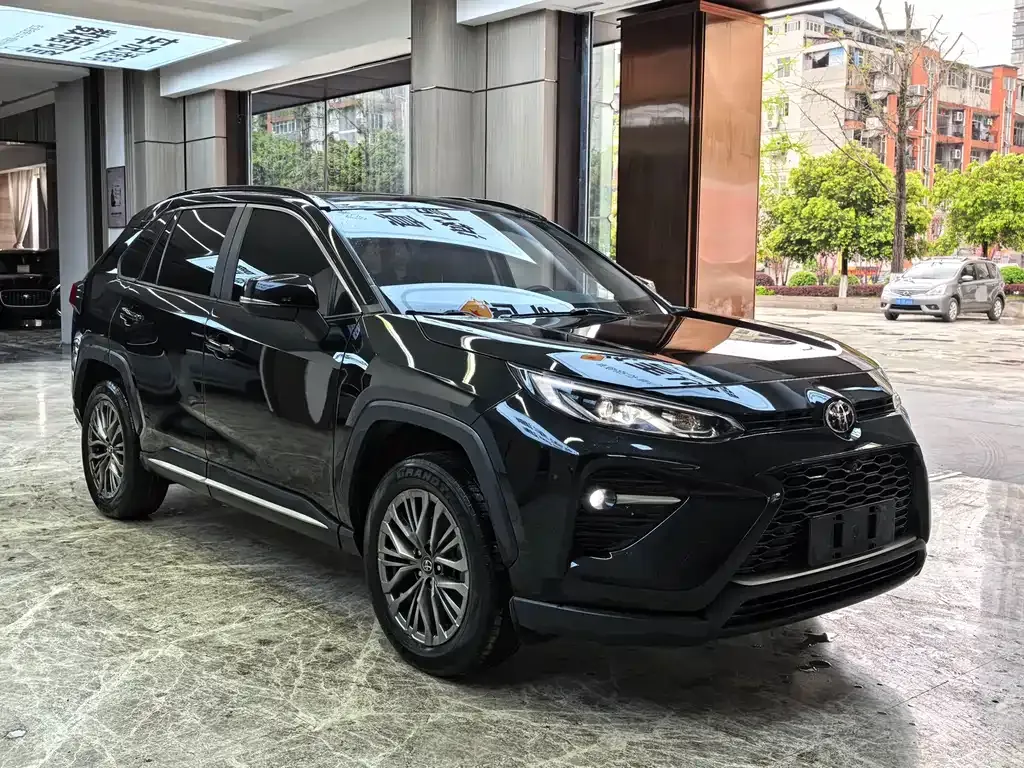 Toyota Wildlander — фото 8
