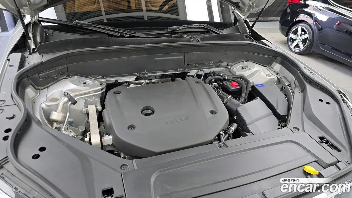 Volvo XC90 2023 из KR, фото 2
