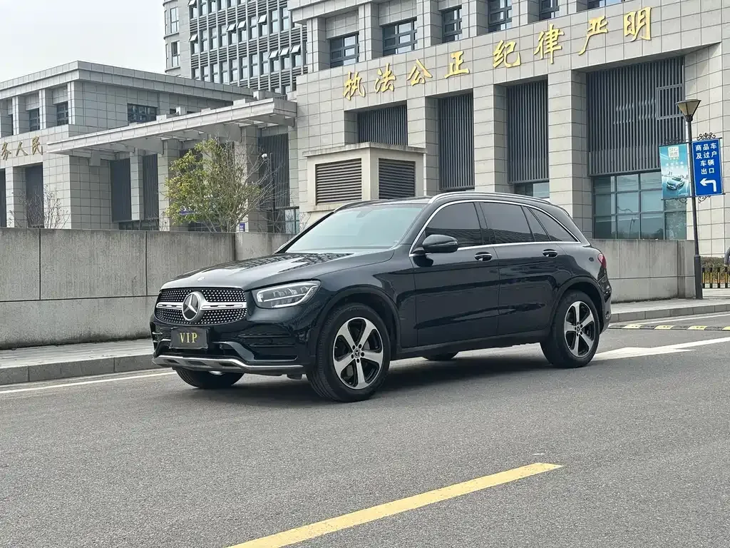 Mercedes-Benz GLC — фото 4