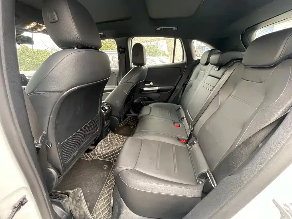 Mercedes-Benz GLA 2024 из CN, фото 8