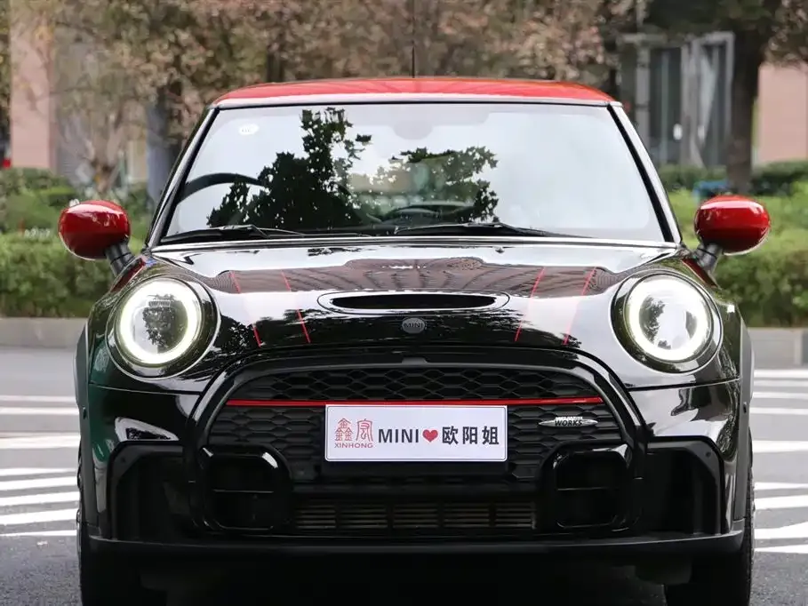 MINI JCW (John Cooper Works) — фото 7