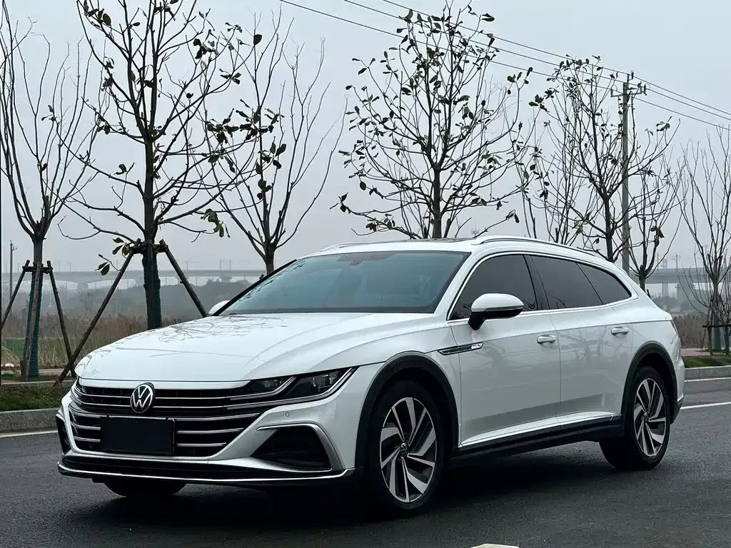 Volkswagen CC 2022 из CN, фото 1