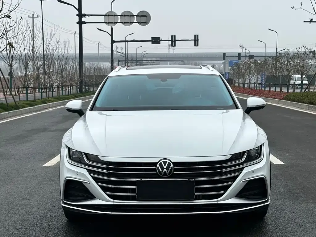 Volkswagen CC 2022 из CN, фото 5