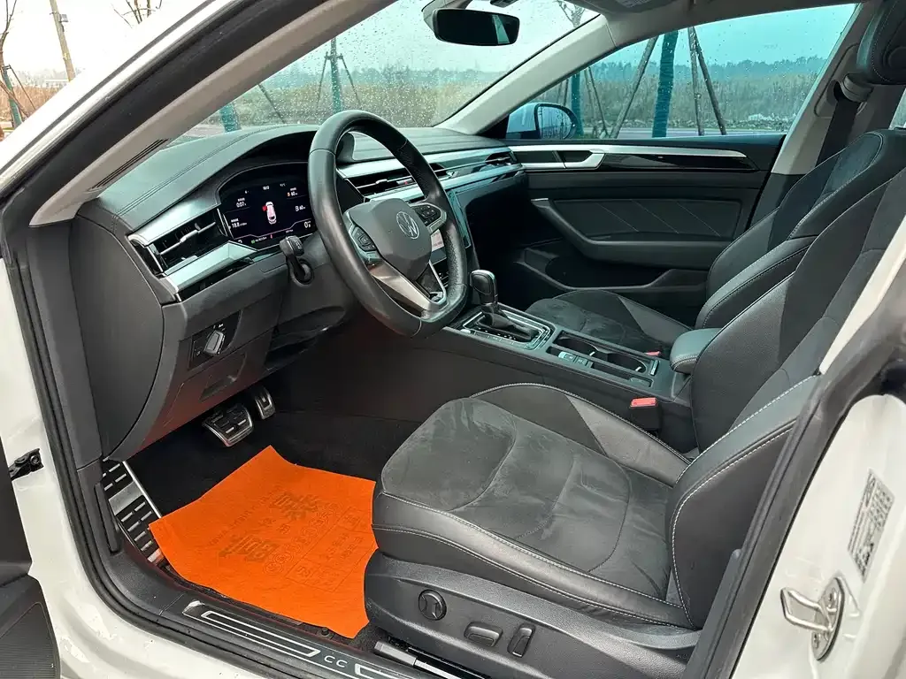 Volkswagen CC 2022 из CN, фото 8