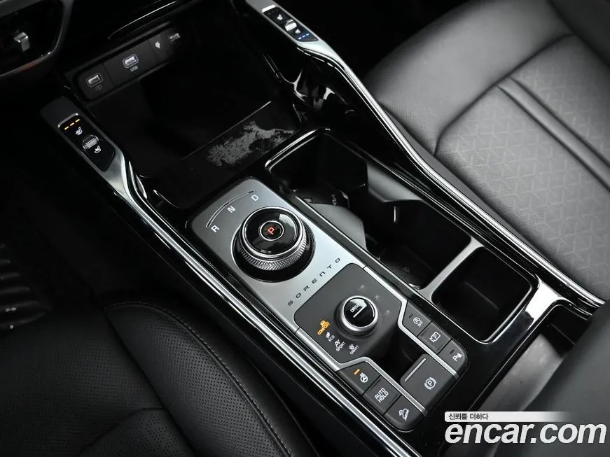 Kia Sorento — фото 4