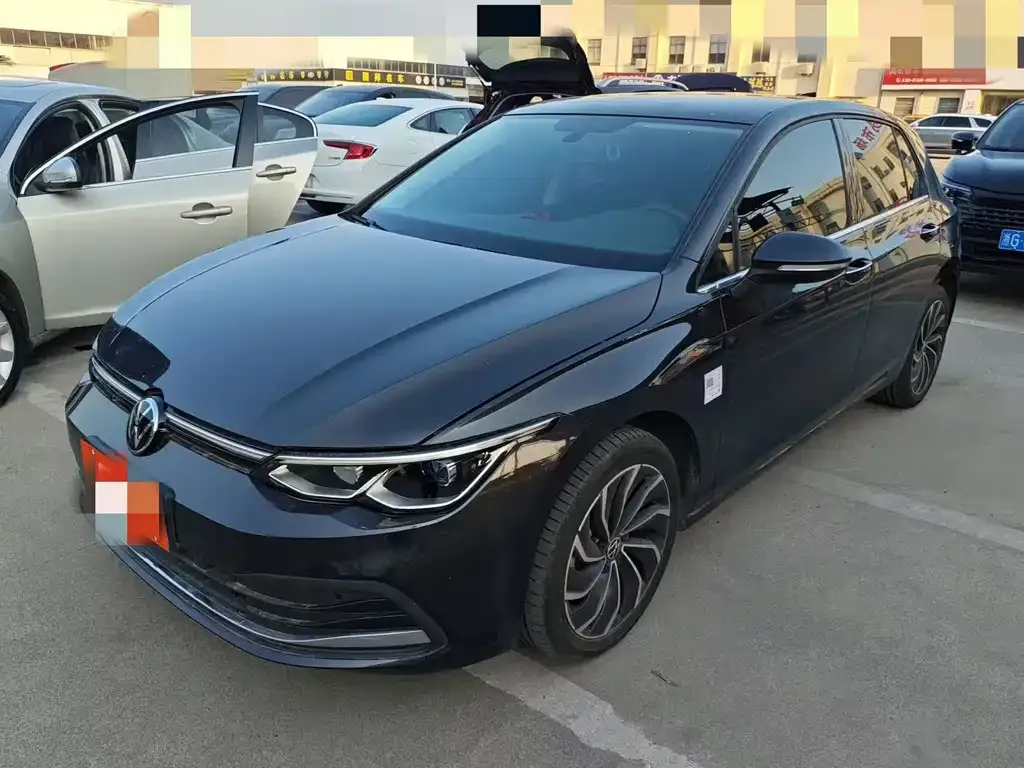 Volkswagen Golf 2022 из CN, фото 1