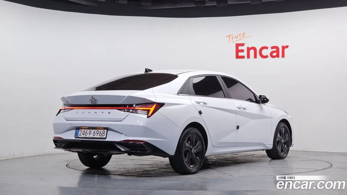 Hyundai AVANTE 2021 из KR, фото 3