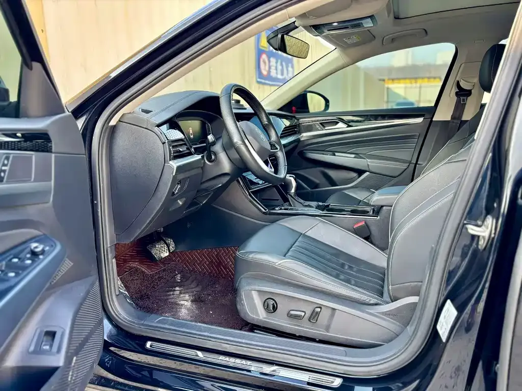 Volkswagen Passat — фото 7