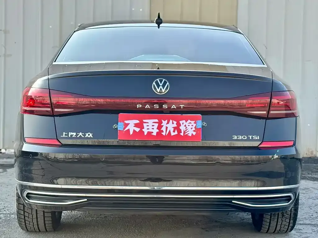 Volkswagen Passat — фото 4