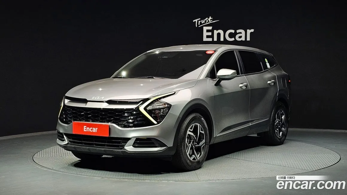 Kia Sportage — фото 1