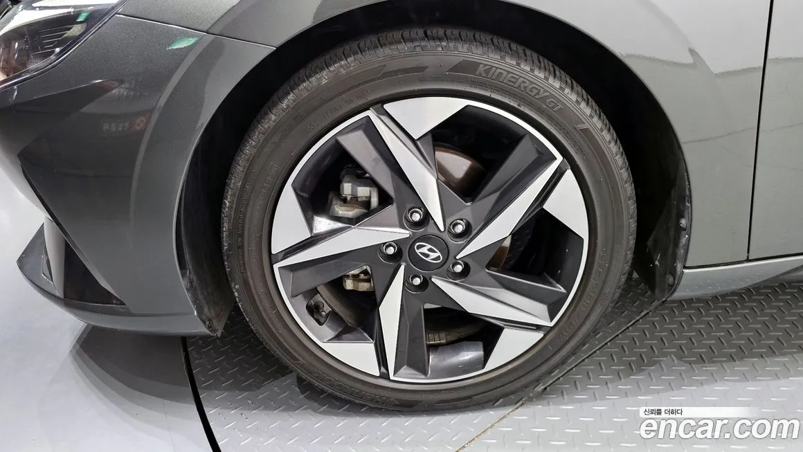 Hyundai AVANTE — фото 6