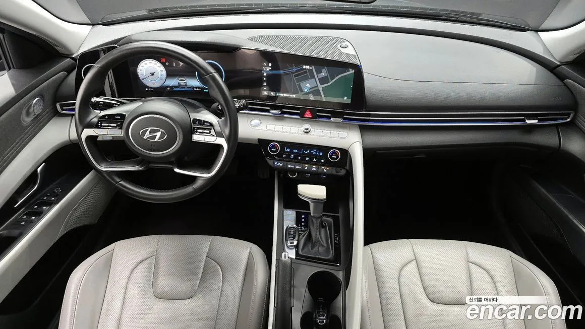 Hyundai AVANTE — фото 8