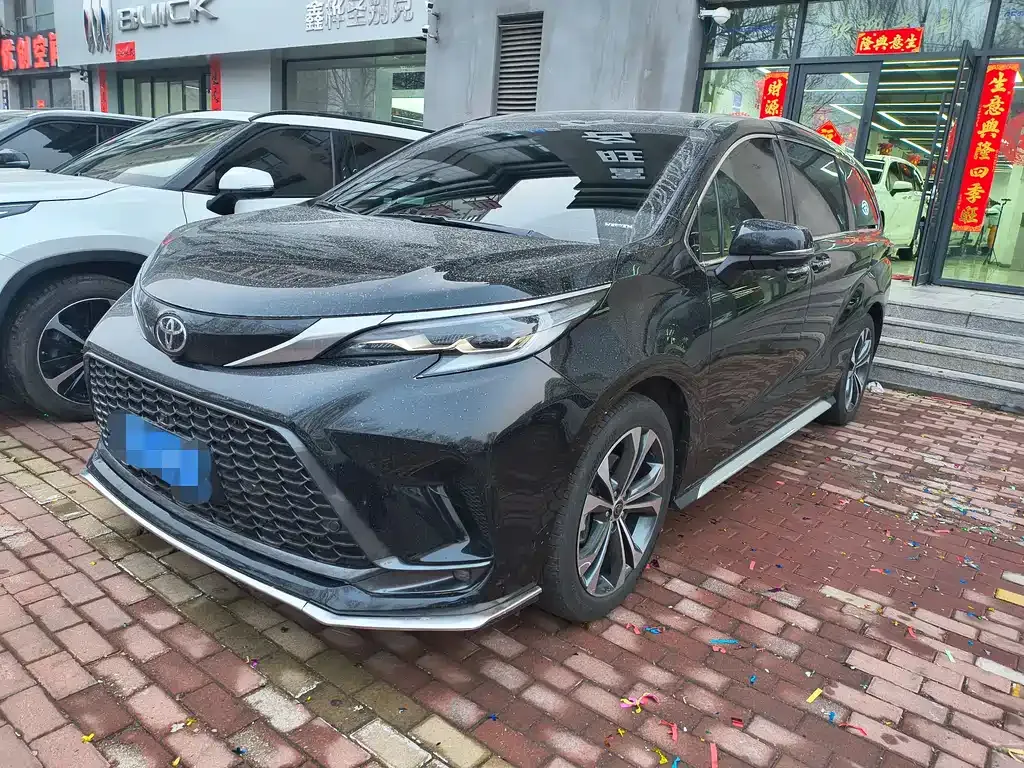Toyota Granvia 2024 из CN, фото 1