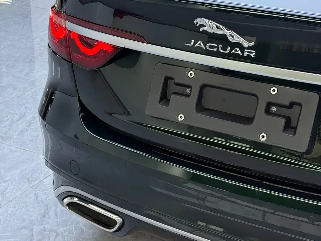 Jaguar XFL — фото 2