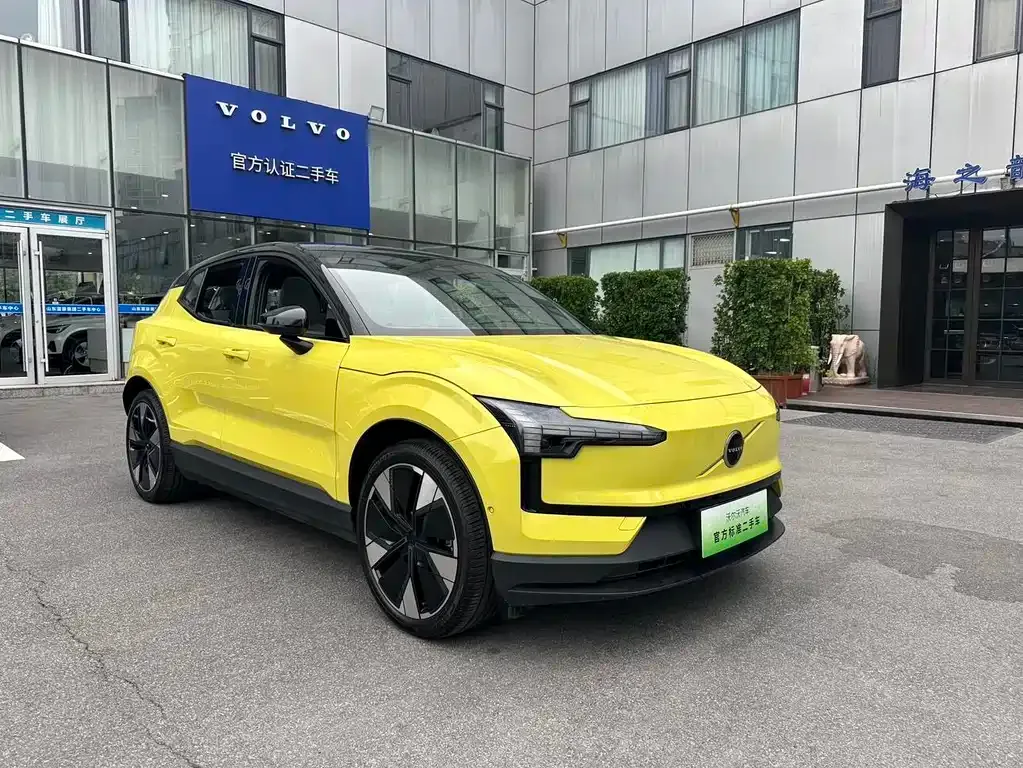 Volvo EX30 2024 из CN, фото 9