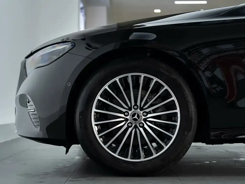 Mercedes-Benz E-Class 2024 из CN, фото 6