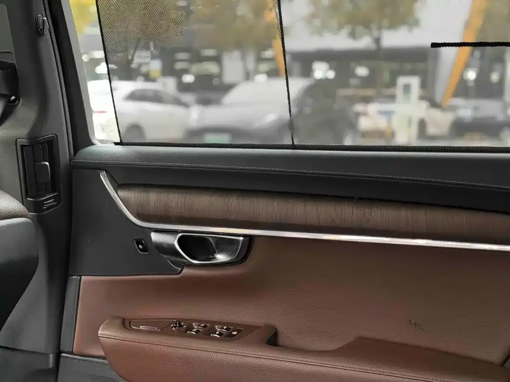 Volvo S90 2021 из CN, фото 2