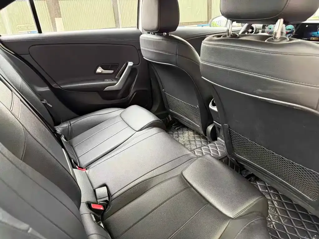 Mercedes-Benz A-Class 2021 из CN, фото 3