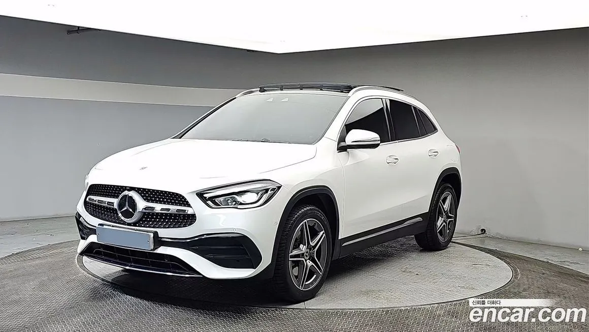Mercedes-Benz GLA-Class