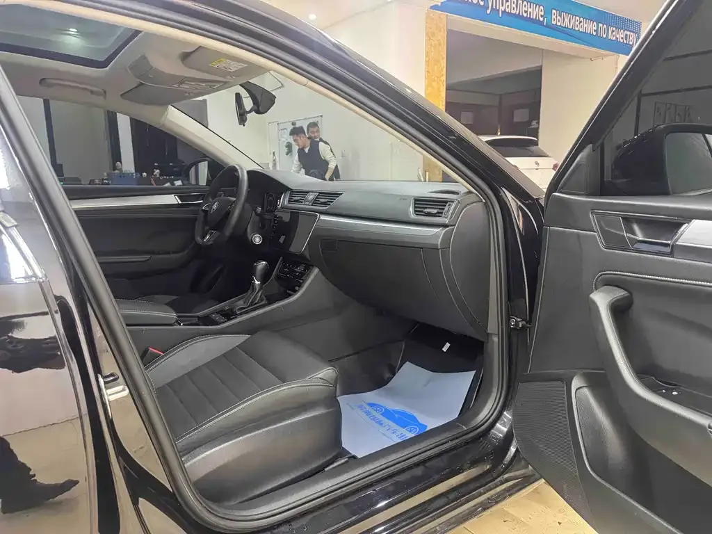 Skoda Superb 2022 из CN, фото 4