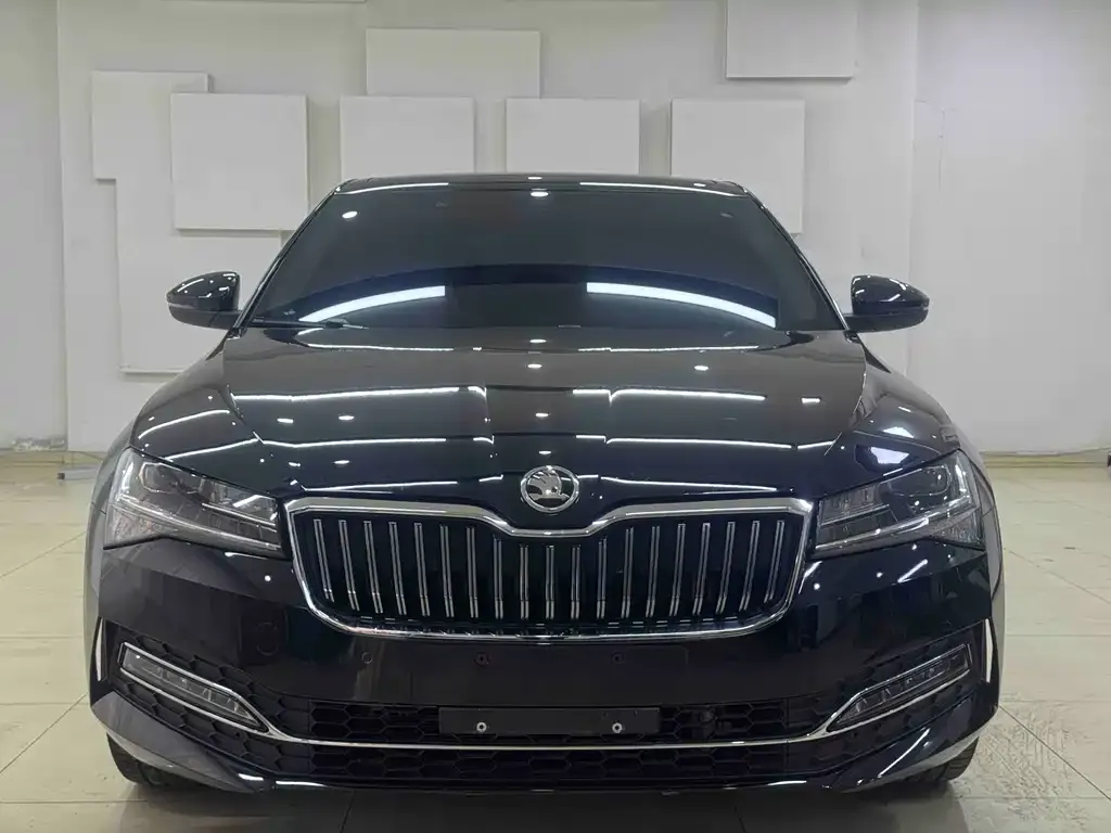 Skoda Superb 2022 из CN, фото 7