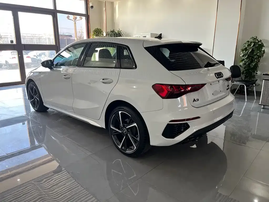 Audi A3 — фото 9