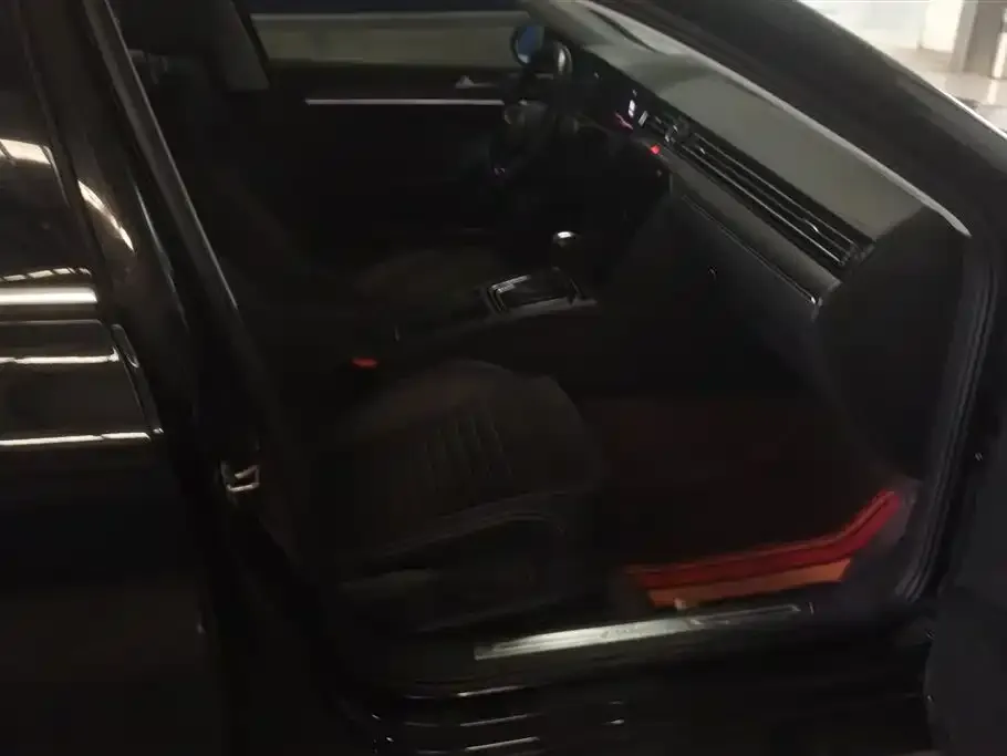 Volkswagen Magotan 2022 из CN, фото 3