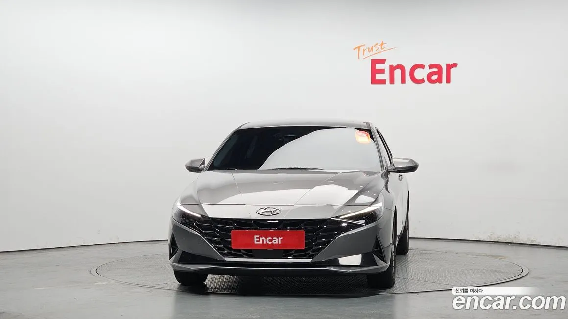 Hyundai AVANTE — фото 3