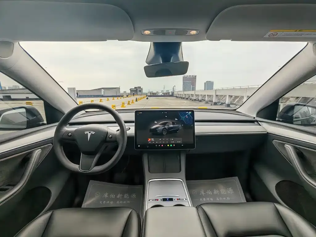 Tesla Model Y — фото 6