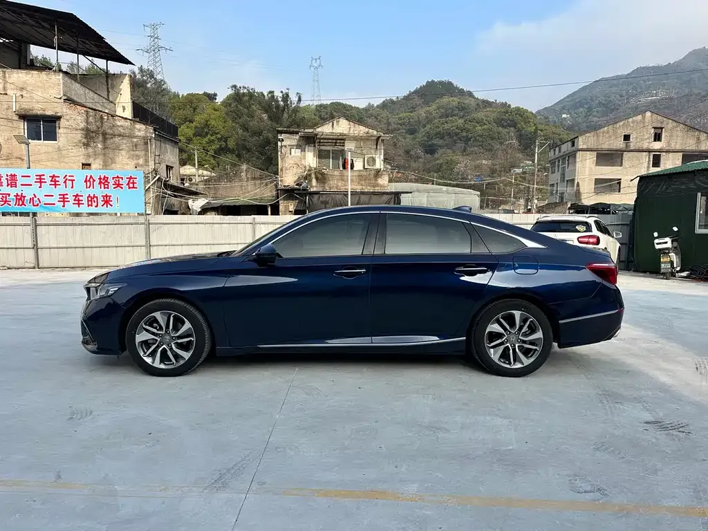 Honda Inspire 2021 из CN, фото 2