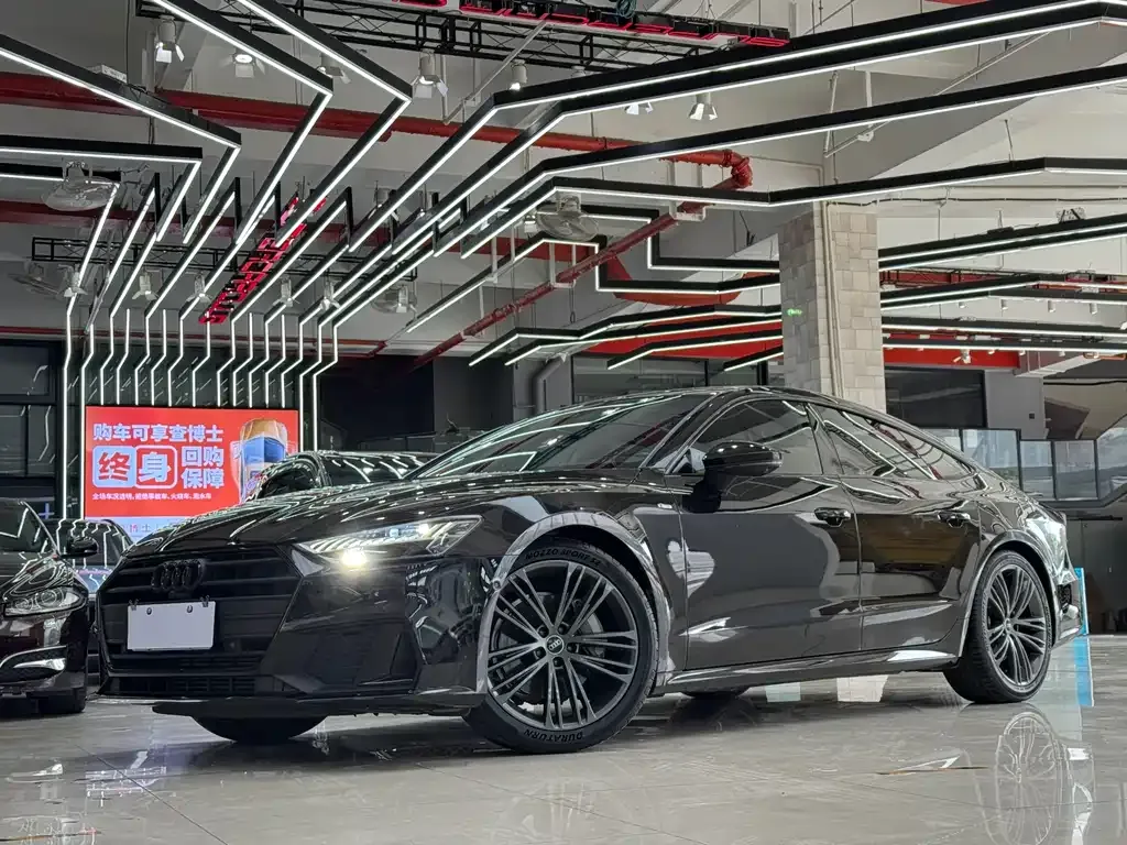 Audi A7 2023 из CN, фото 1